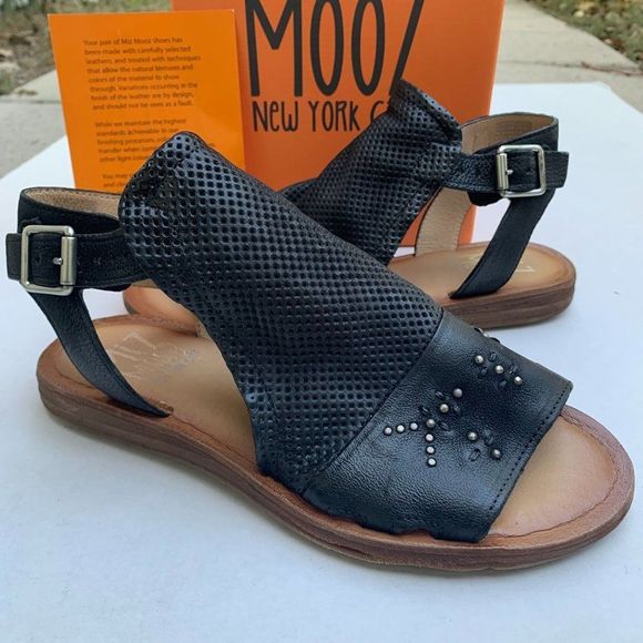 Miz Mooz FIFI Leather Ankle-Strap Sandals  38EU / 7.5-8US in Black $130 - Picture 1 of 11
